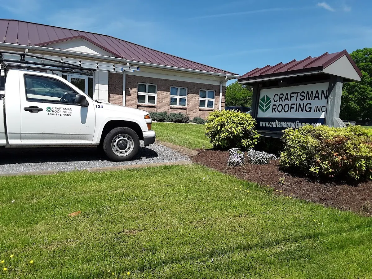 Quality Gutter & Downspout Repair by experienced craftsmen in Dunsen Heights